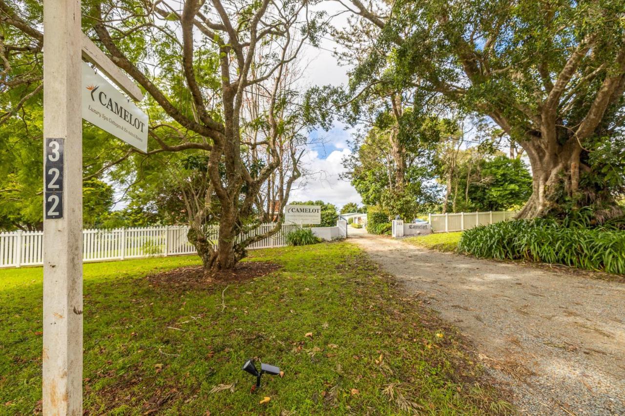 Camelot Boutique Accommodation Mount Tamborine Extérieur photo