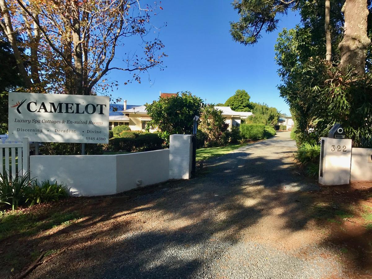 Camelot Boutique Accommodation Mount Tamborine Extérieur photo