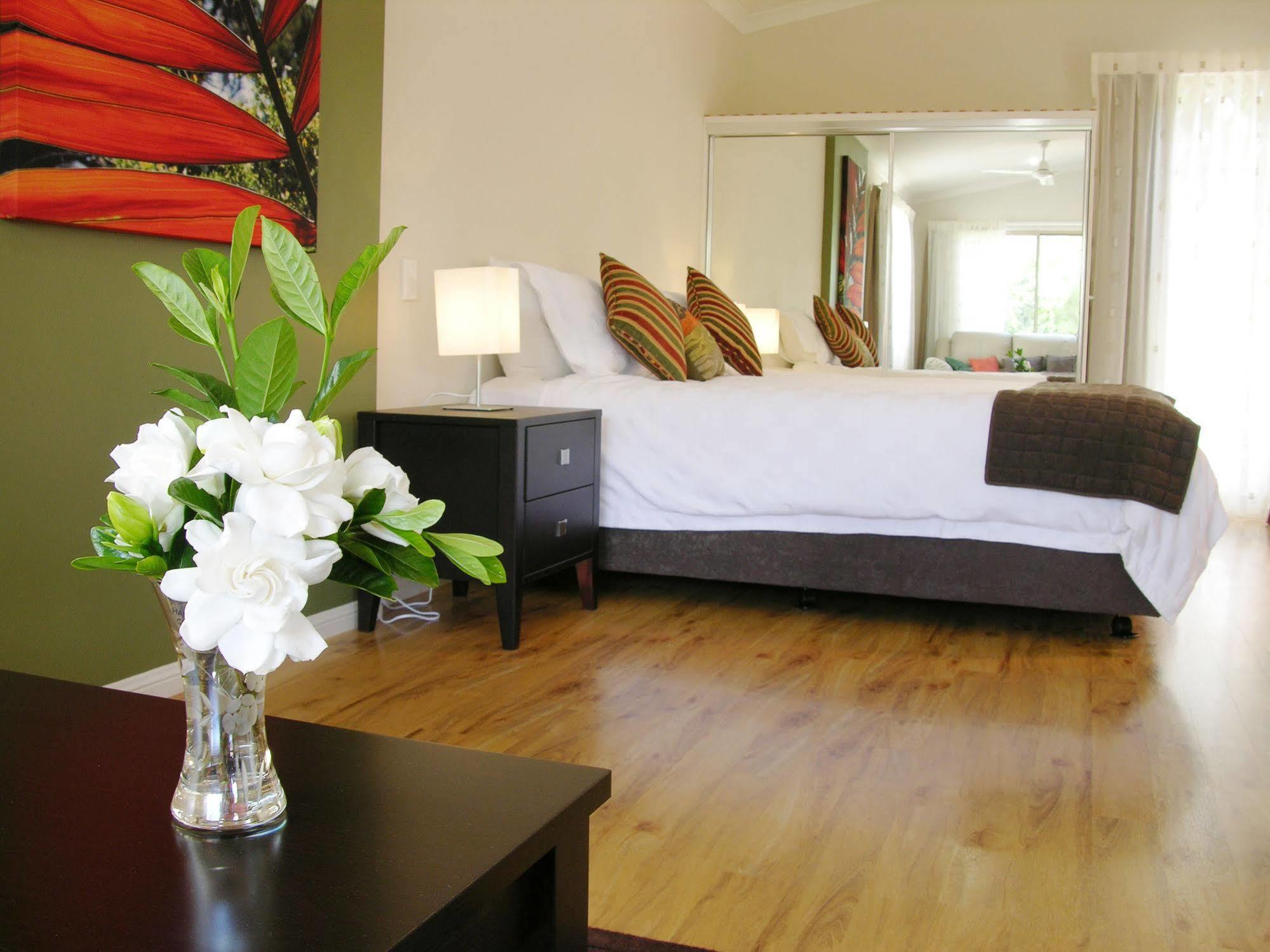 Camelot Boutique Accommodation Mount Tamborine Extérieur photo